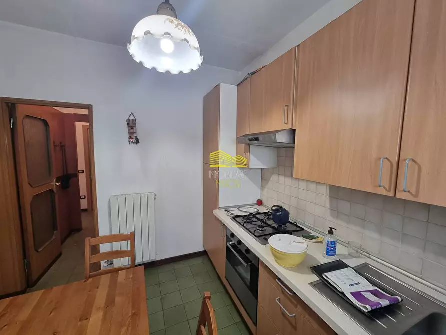 Immagine 10 di Appartamento in vendita  in VIA ALBENZA a Ponte San Pietro