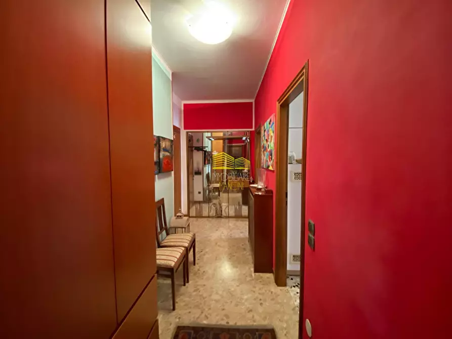 Immagine 3 di Appartamento in vendita  in piazza nazionale a Trezzo Sull'adda