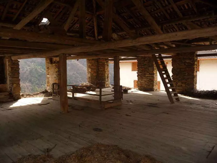 Immagine 4 di Appartamento in vendita  in Al Ponte a Borgo Chiese