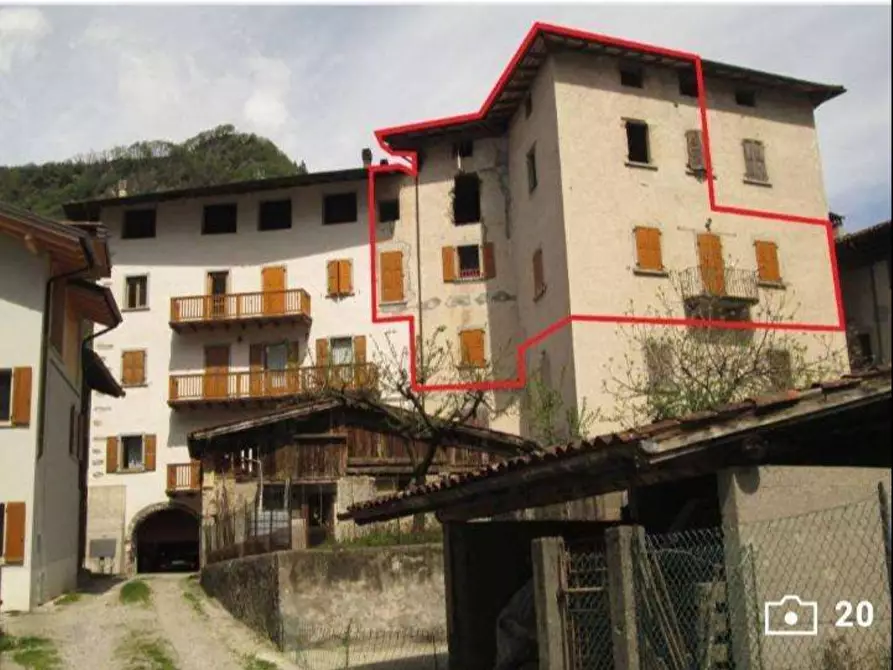 Immagine 1 di Appartamento in vendita  in Armando Diaz a Borgo Chiese