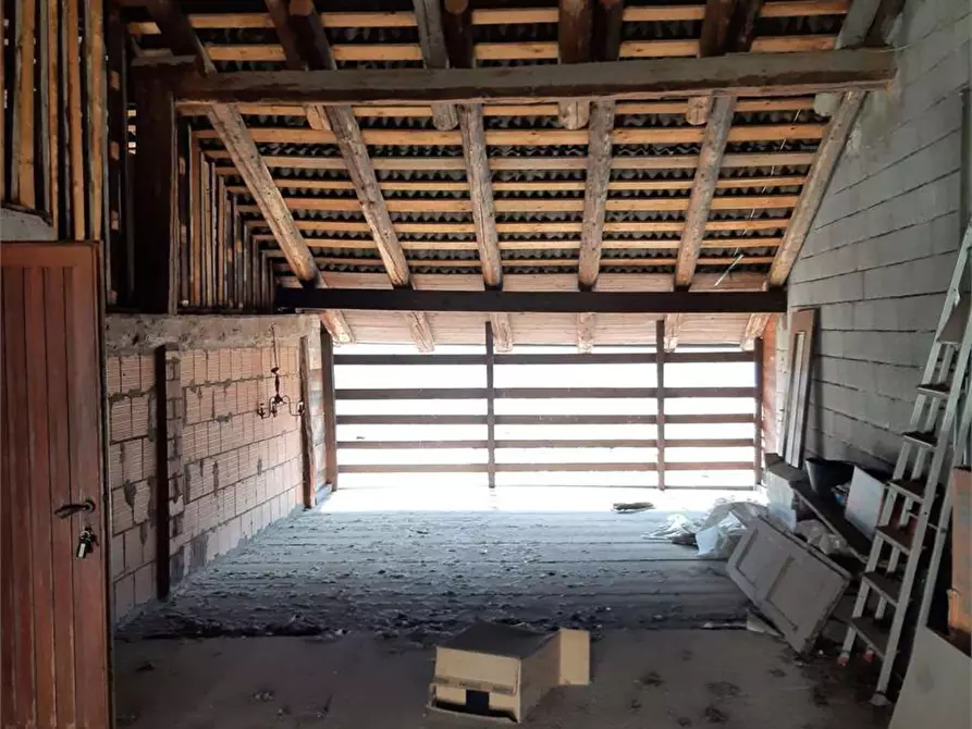 Immagine 9 di Appartamento in vendita  a Storo