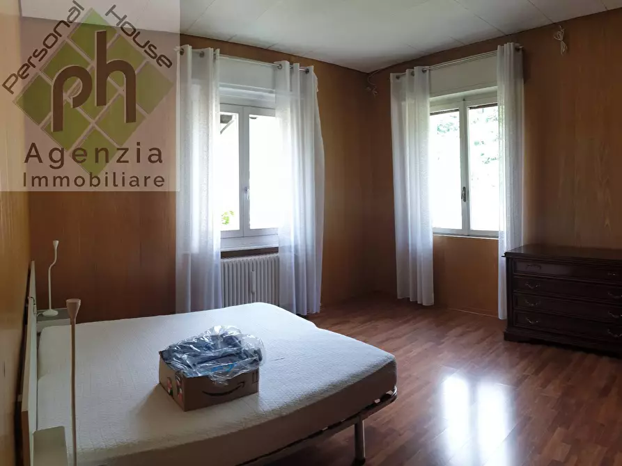 Immagine 12 di Camera in vendita  in Via Fiera a Pieve Di Bono-Prezzo