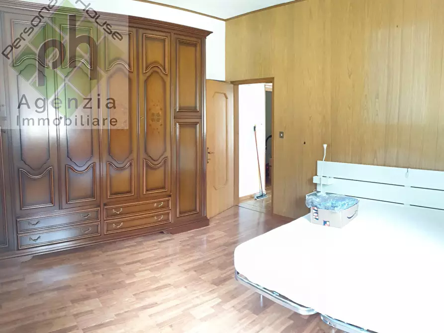 Immagine 13 di Camera in vendita  in Via Fiera a Pieve Di Bono-Prezzo