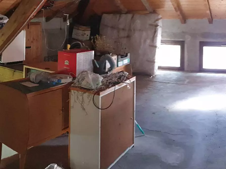 Immagine 17 di Camera in vendita  in Via Fiera a Pieve Di Bono-Prezzo