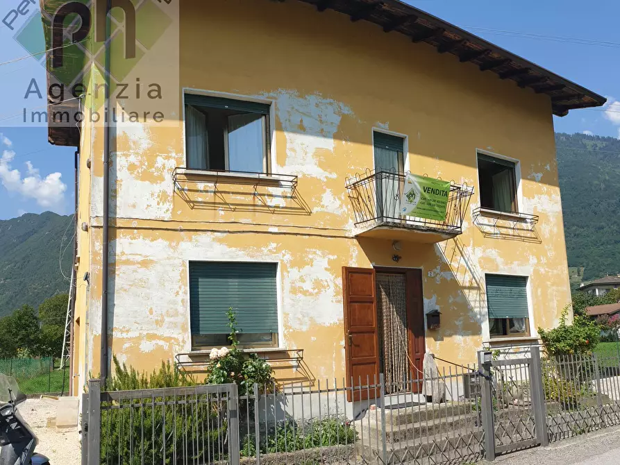 Immagine 1 di Casa indipendente in vendita  in VIA REFINO a Bagolino