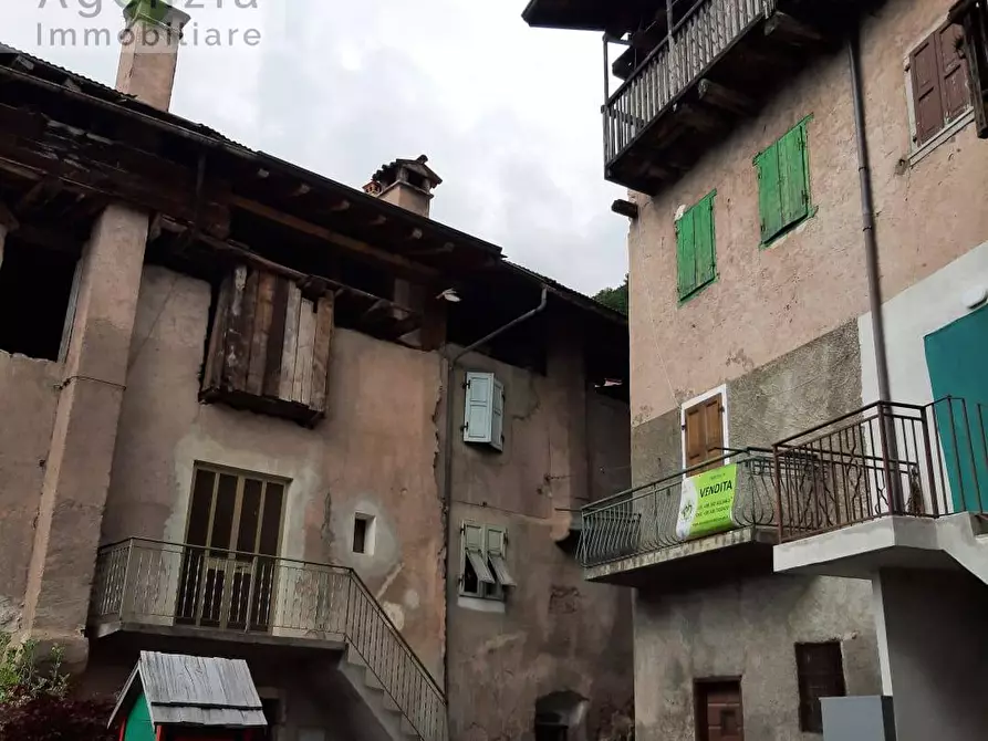 Immagine 1 di Rustico / casale in vendita  in Via Brione a Borgo Chiese