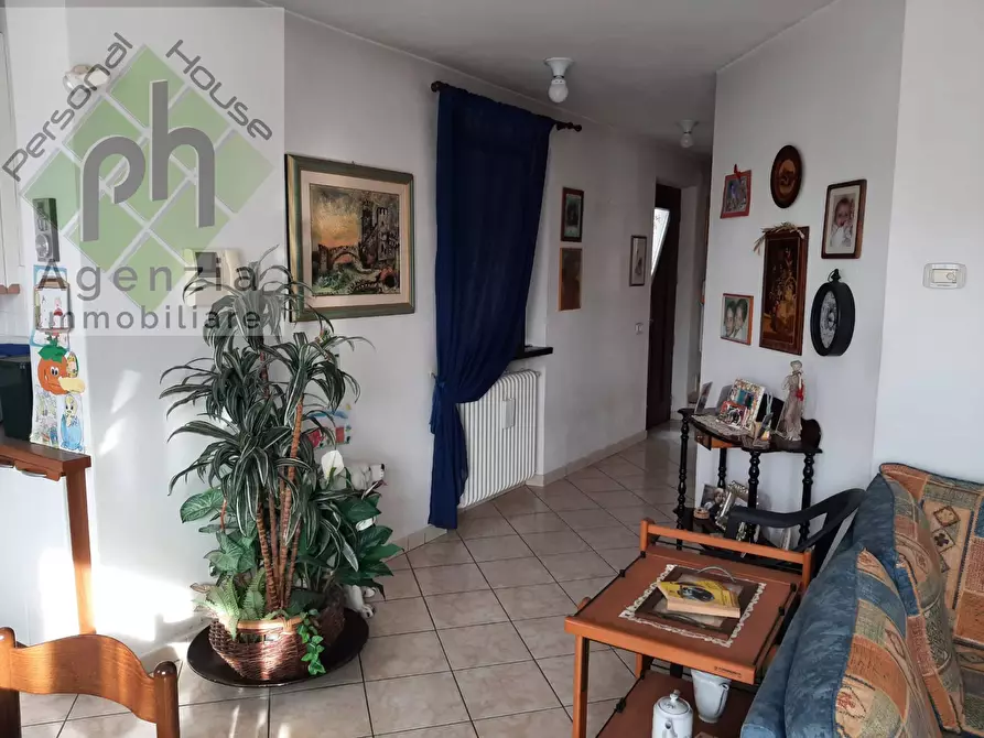 Immagine 11 di Casa indipendente in vendita  in G Puccini a Storo