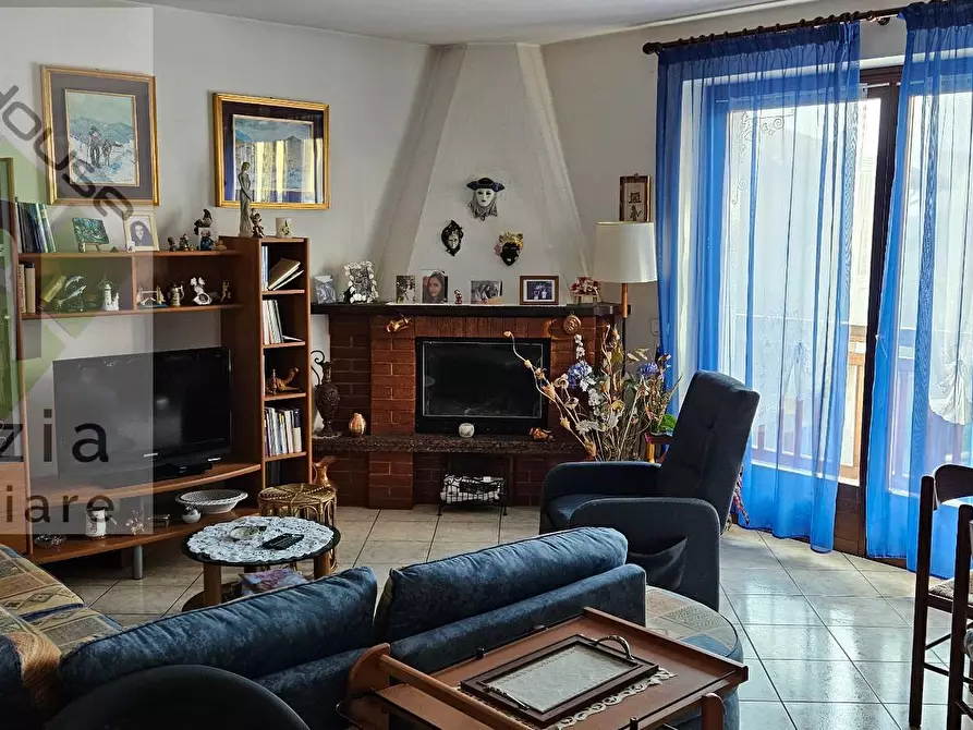 Immagine 4 di Casa indipendente in vendita  in G Puccini a Storo