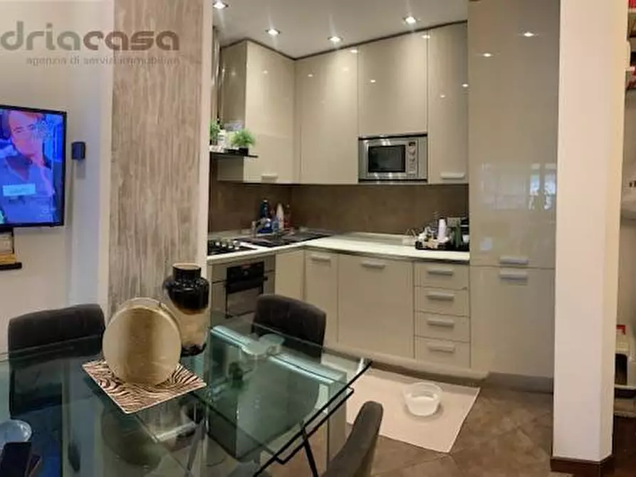 Immagine 1 di Appartamento in vendita  in Corso Fratelli Cervi a Riccione
