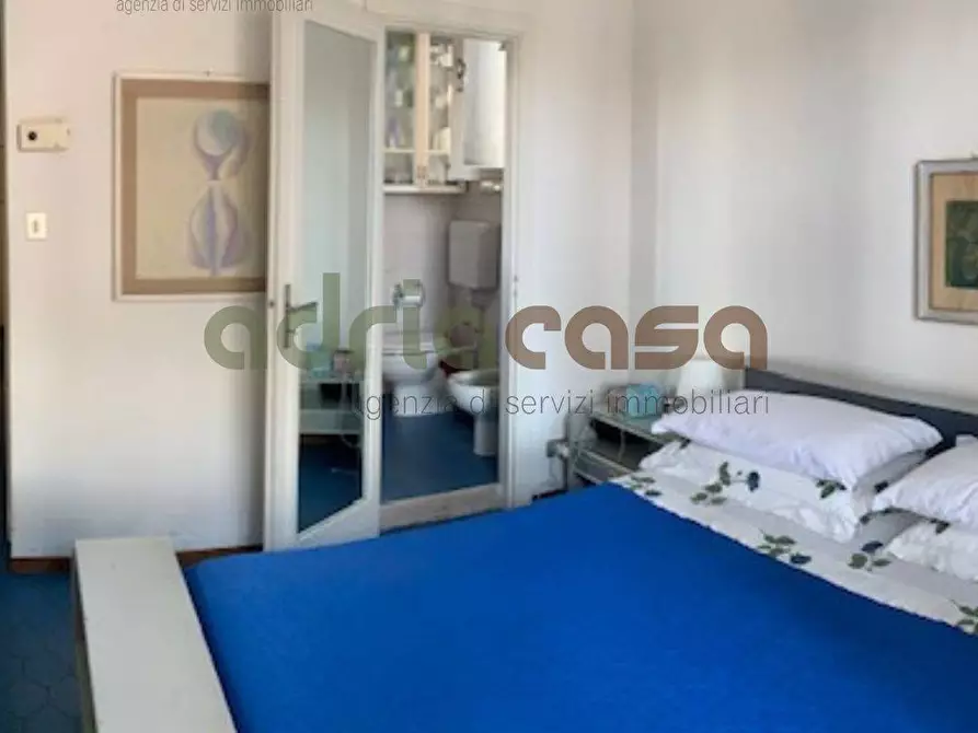 Immagine 6 di Villa in vendita  in Via d'Annunzio a Riccione