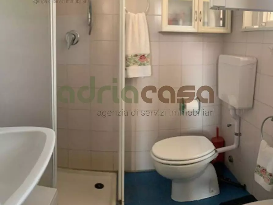 Immagine 13 di Villa in vendita  in Via d'Annunzio a Riccione