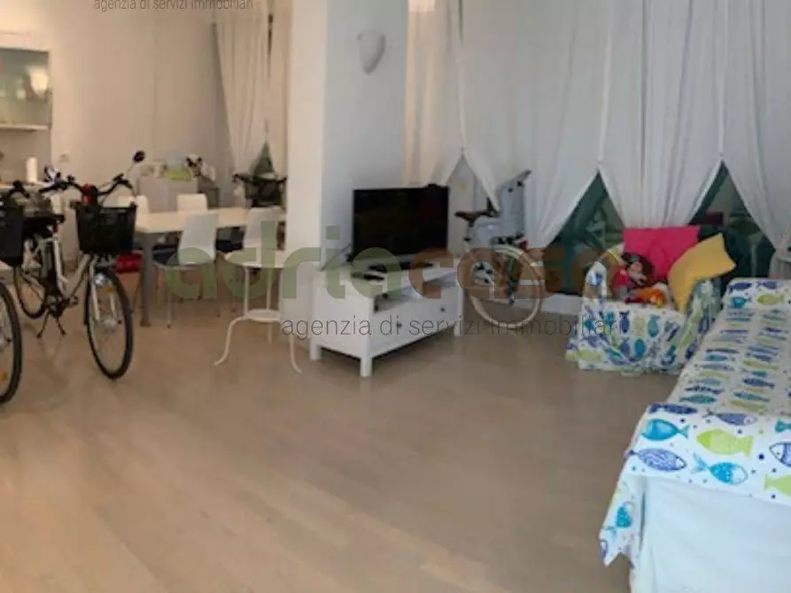 Immagine 15 di Villa in vendita  in Via d'Annunzio a Riccione