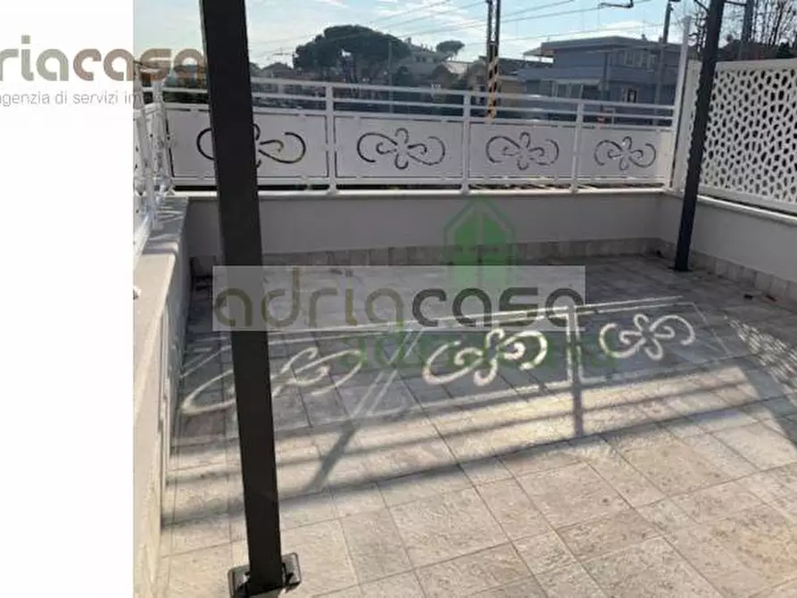 Immagine 8 di Appartamento in vendita  in viale dante alighieri a Riccione