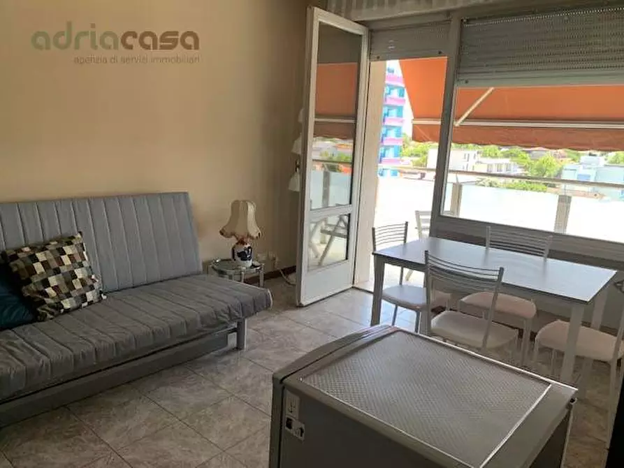 Immagine 1 di Appartamento in affitto  in Via D'Annunzio a Riccione