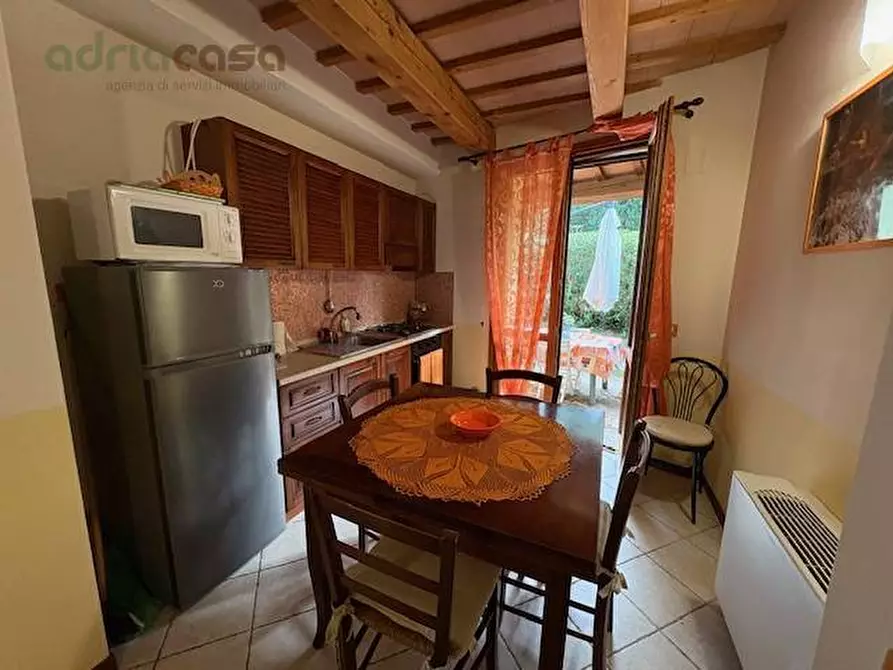 Immagine 3 di Appartamento in vendita  in strada della vallugola a Gabicce Mare