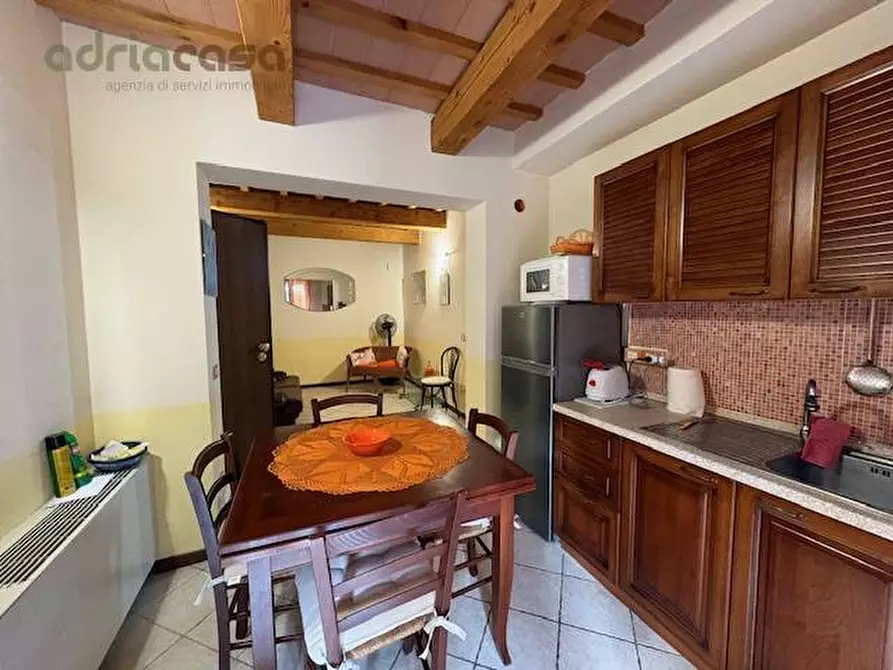 Immagine 4 di Appartamento in vendita  in strada della vallugola a Gabicce Mare