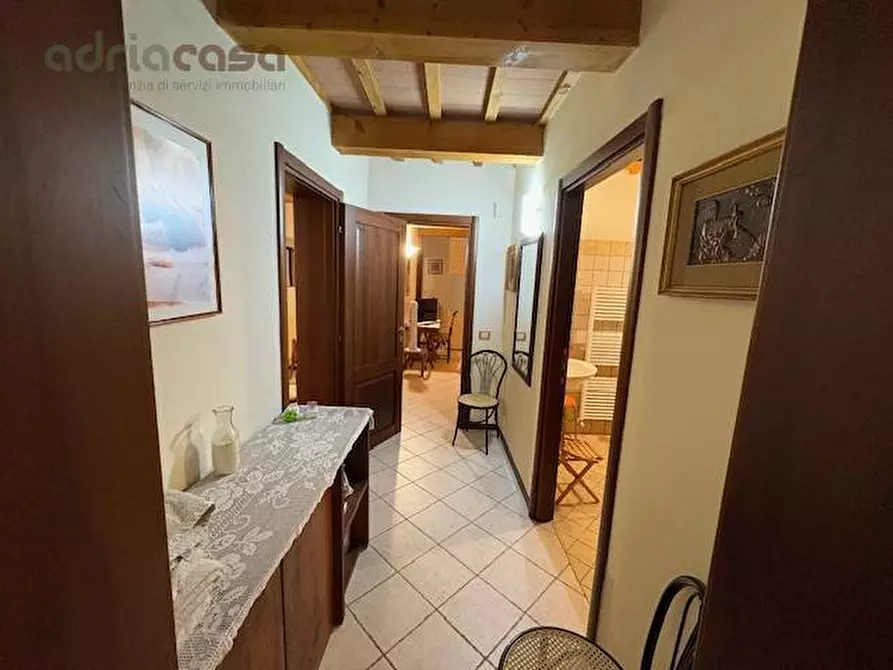 Immagine 11 di Appartamento in vendita  in strada della vallugola a Gabicce Mare