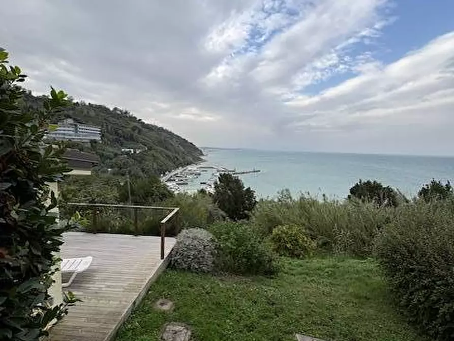 Immagine 14 di Appartamento in vendita  in strada della vallugola a Gabicce Mare