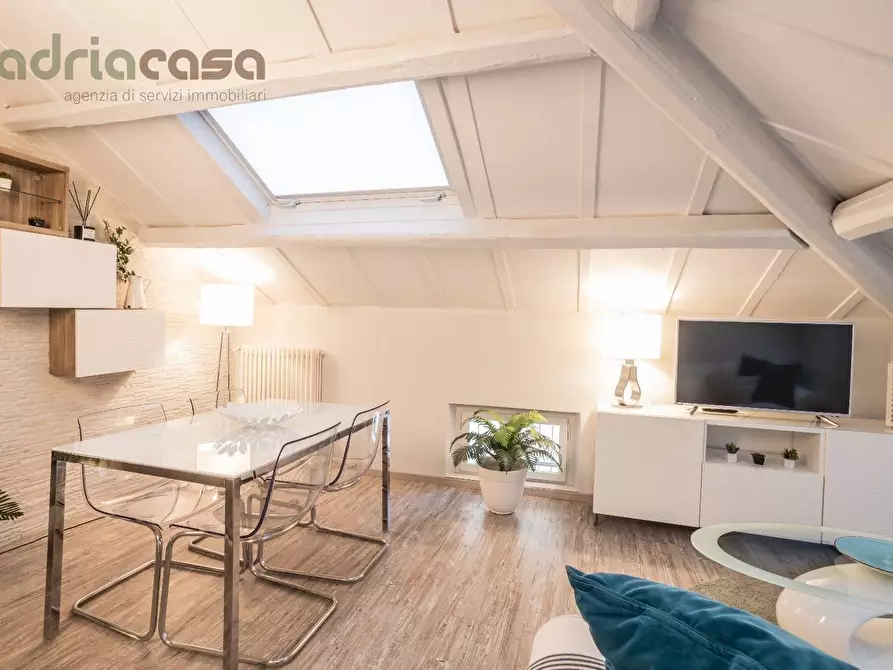 Immagine 15 di Appartamento in vendita  in via aretino a Riccione