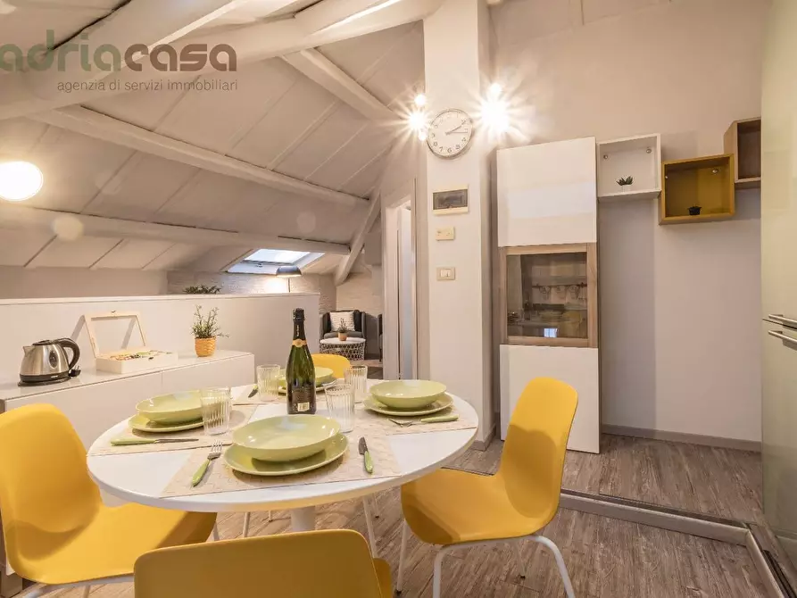 Immagine 17 di Appartamento in vendita  in via aretino a Riccione