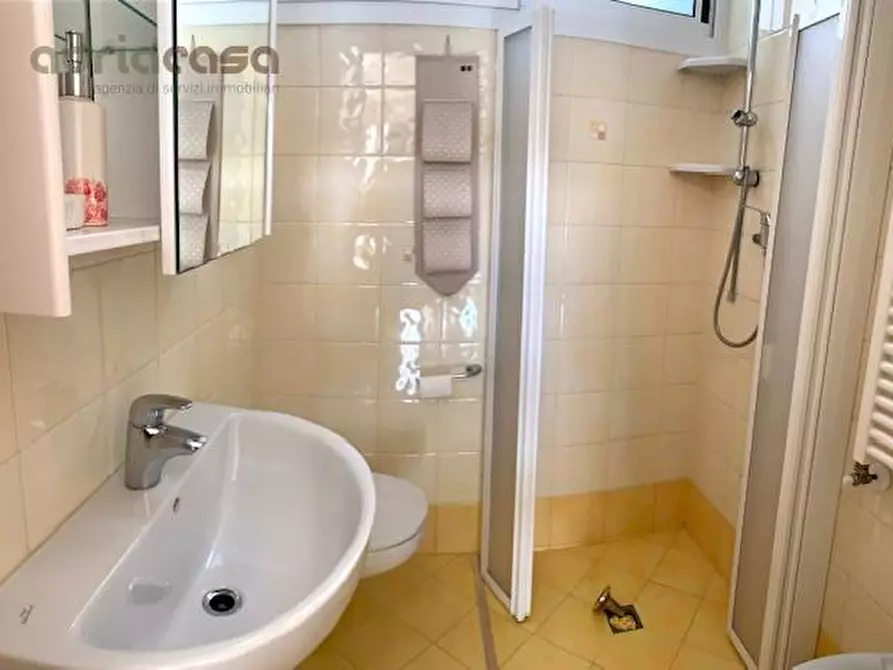 Immagine 8 di Appartamento in affitto  in viale alighieri a Riccione