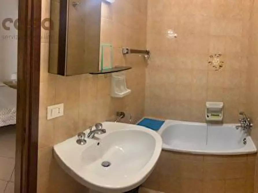 Immagine 6 di Appartamento in affitto  in via d'annunzio a Riccione