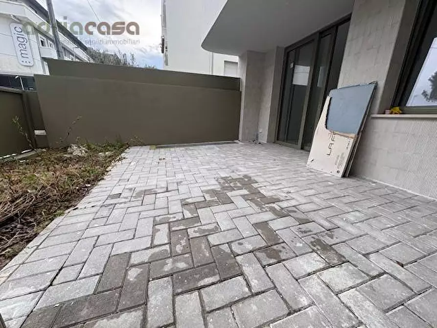 Immagine 6 di Ufficio in affitto  in viale ceccarini a Riccione