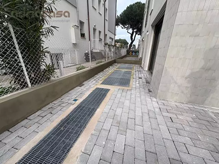 Immagine 7 di Ufficio in affitto  in viale ceccarini a Riccione