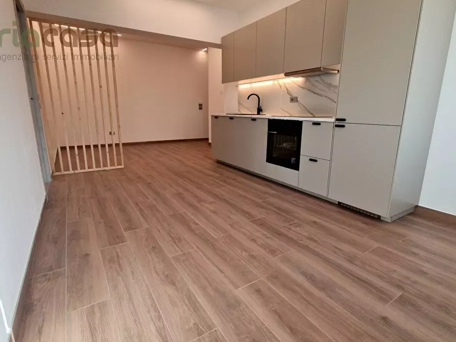 Immagine 1 di Appartamento in vendita  in viale ceccarini a Riccione