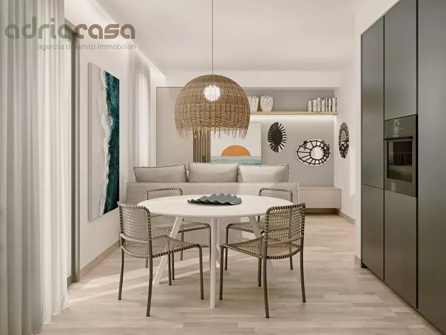 Immagine 9 di Appartamento in vendita  in Via Nino Bixio a Riccione