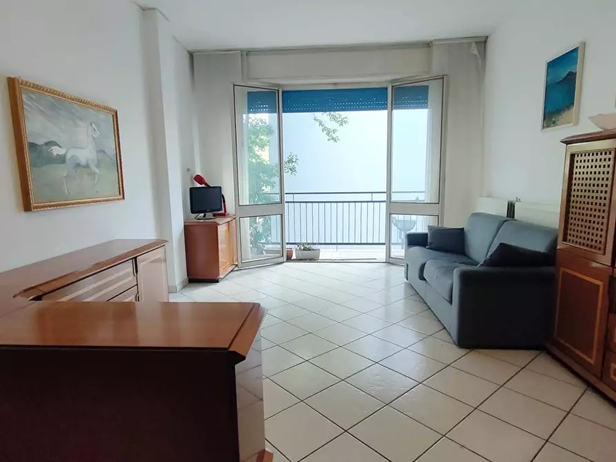 Immagine 1 di Appartamento in vendita  in Viale Amerigo Vespucci a Rimini