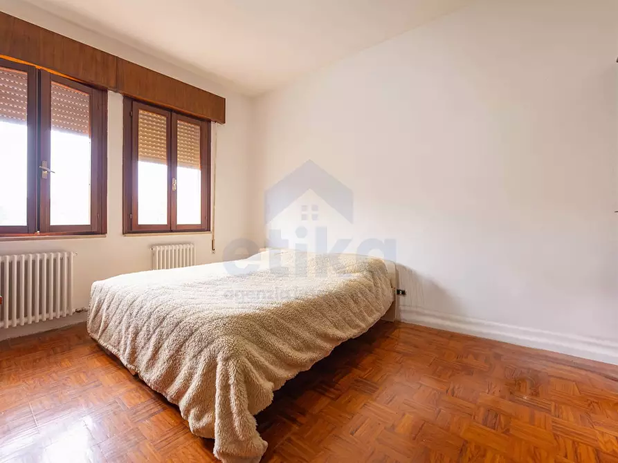 Immagine 9 di Casa bifamiliare in vendita  in Via Monsignore Cecconi a Paese