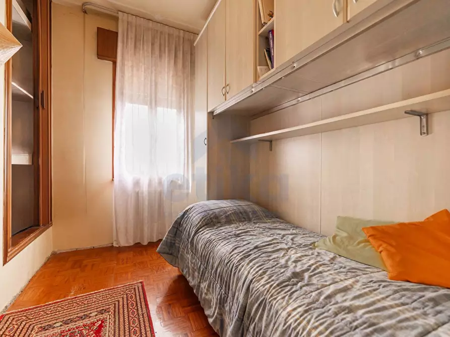 Immagine 10 di Casa bifamiliare in vendita  in Via Monsignore Cecconi a Paese