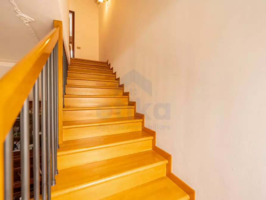 Immagine 15 di Casa bifamiliare in vendita  in Via Monsignore Cecconi a Paese