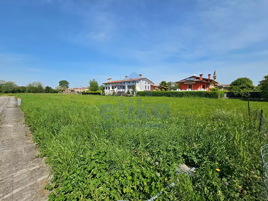 Immagine 1 di Terreno residenziale in vendita  in Via Paolo VI a San Dona' Di Piave