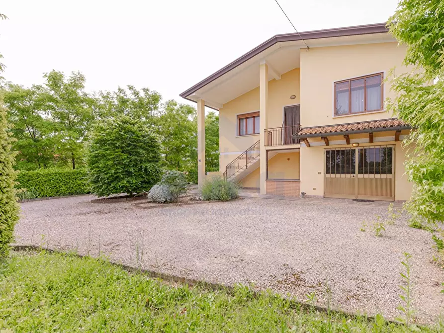 Immagine 1 di Villa in vendita  a Breda Di Piave