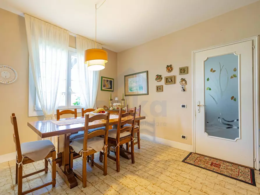 Immagine 8 di Villa in vendita  in Via dei partigiani a Paese