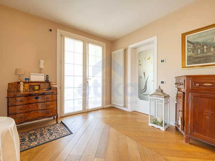 Immagine 16 di Villa in vendita  in Via dei partigiani a Paese