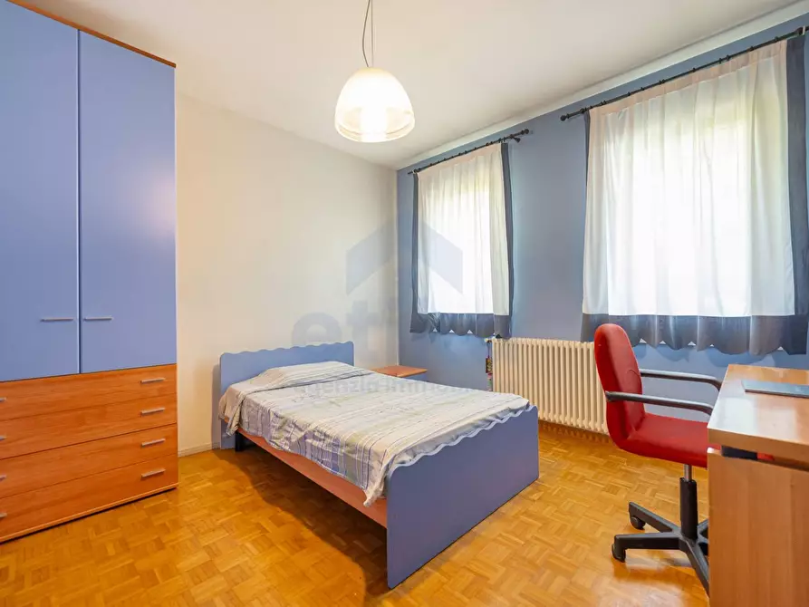 Immagine 19 di Villa in vendita  in Via dei partigiani a Paese