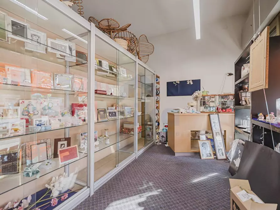 Immagine 20 di Negozio in vendita  in Via Postumia ovest a San Biagio Di Callalta