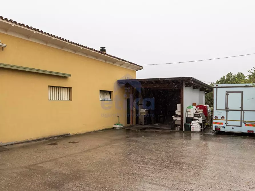 Immagine 6 di Casa bifamiliare in vendita  in Via vivaldi a Salzano