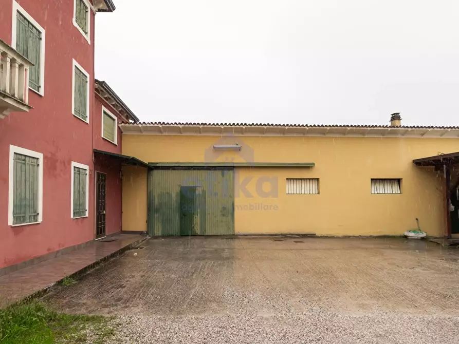 Immagine 8 di Casa bifamiliare in vendita  in Via vivaldi a Salzano
