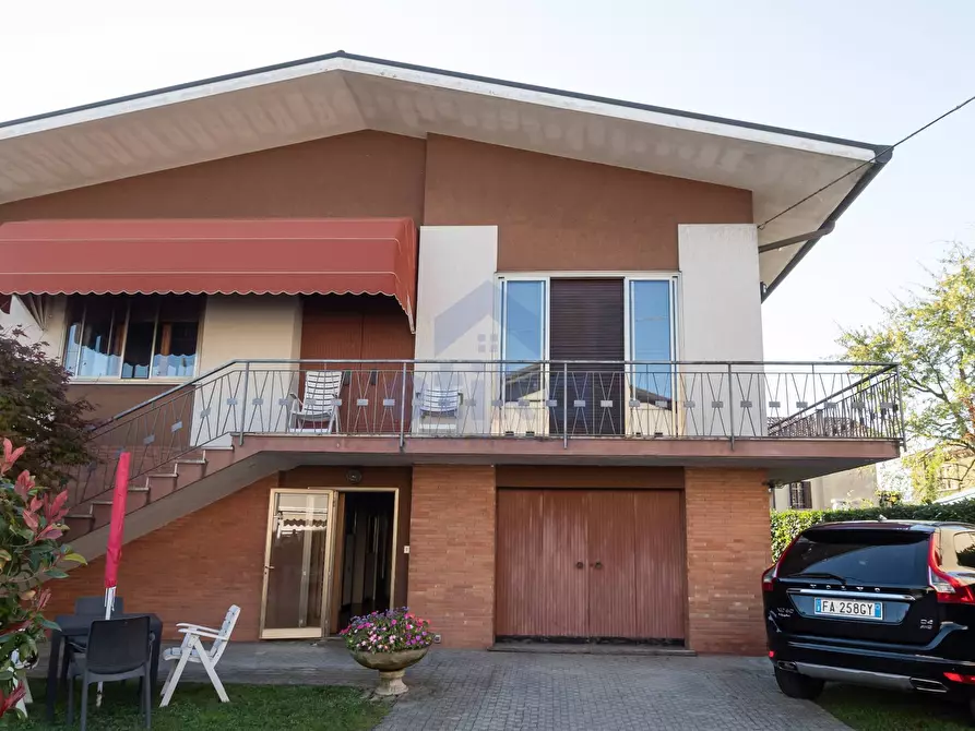 Immagine 6 di Casa indipendente in vendita  in via silvio zorzi a Treviso