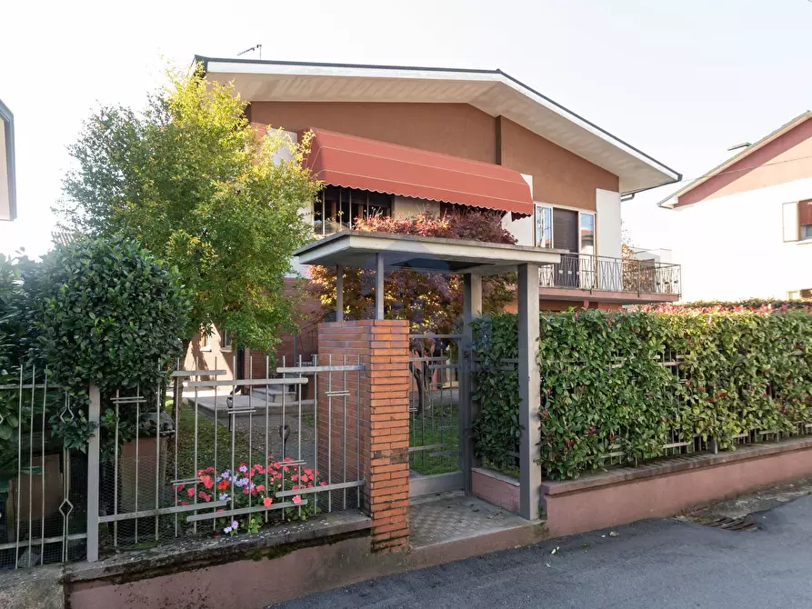 Immagine 7 di Casa indipendente in vendita  in via silvio zorzi a Treviso