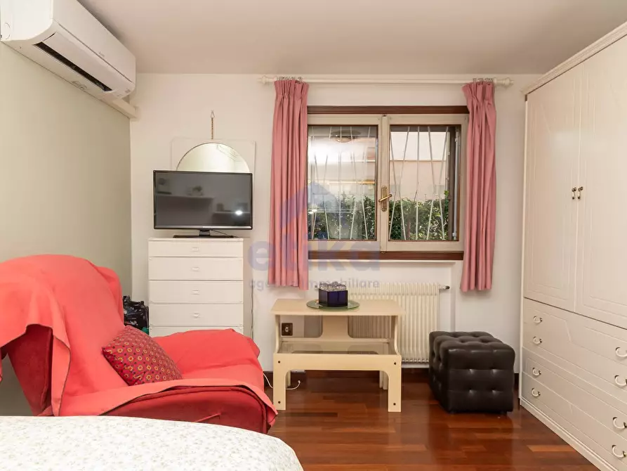 Immagine 10 di Casa indipendente in vendita  in via silvio zorzi a Treviso