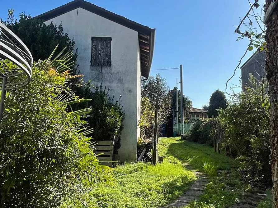 Immagine 1 di Casa bifamiliare in vendita  in via giuseppe verdi a Giavera Del Montello