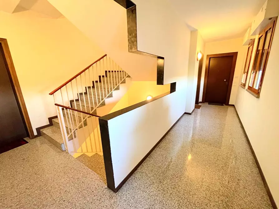 Immagine 11 di Appartamento in vendita  in via silvio zorzi a Treviso