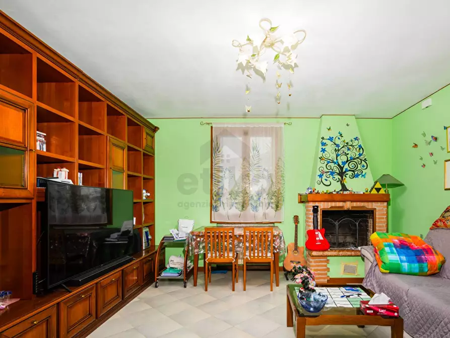 Immagine 4 di Casa bifamiliare in vendita  in Via XXV aprile a Campolongo Maggiore