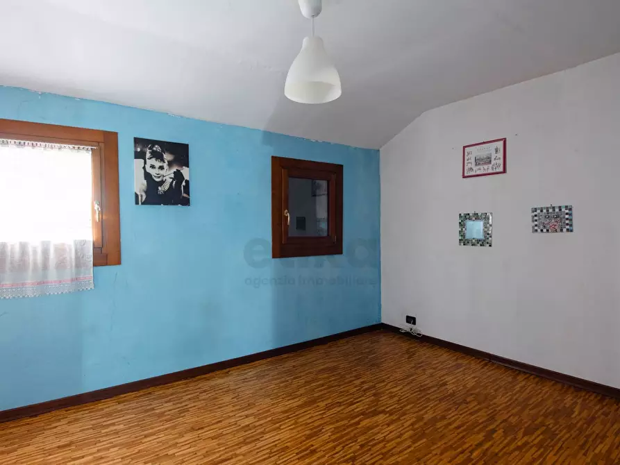 Immagine 7 di Casa bifamiliare in vendita  a Spresiano