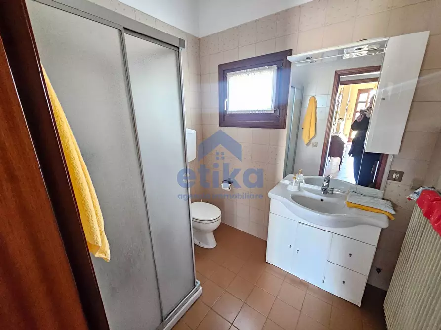 Immagine 13 di Casa indipendente in vendita  a Paese